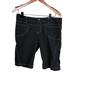 Athleta Hiking Shorts Women's Size 8 Black‎ Lightweight Outdoor Contrast Stitch